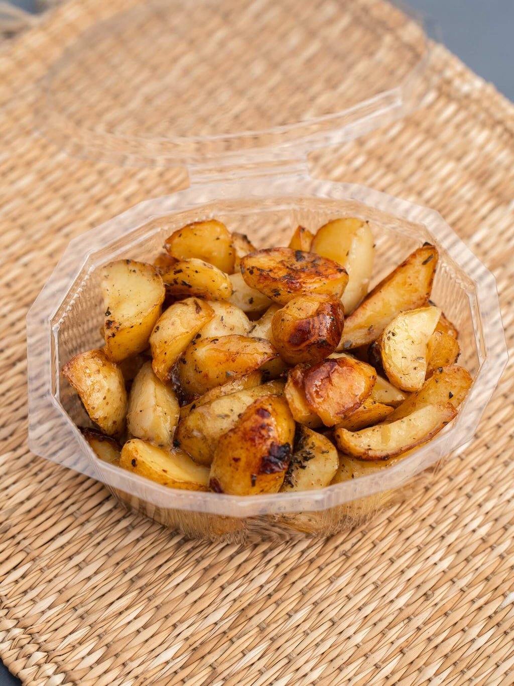 Pommes de terre en quartier – Rôtisserie Maison Alma